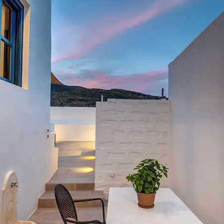 Semesterbostad Totem Ano Syros